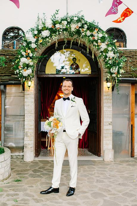 Lovely summer wedding in Ioannina with pretty flowers | Florenia & Evangelos lovely-summer-wedding-ioannina-pretty-flowers_11