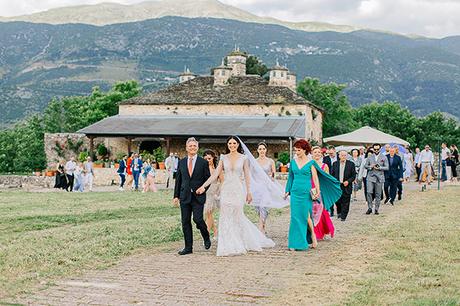 Lovely summer wedding in Ioannina with pretty flowers | Florenia & Evangelos lovely-summer-wedding-ioannina-pretty-flowers_14
