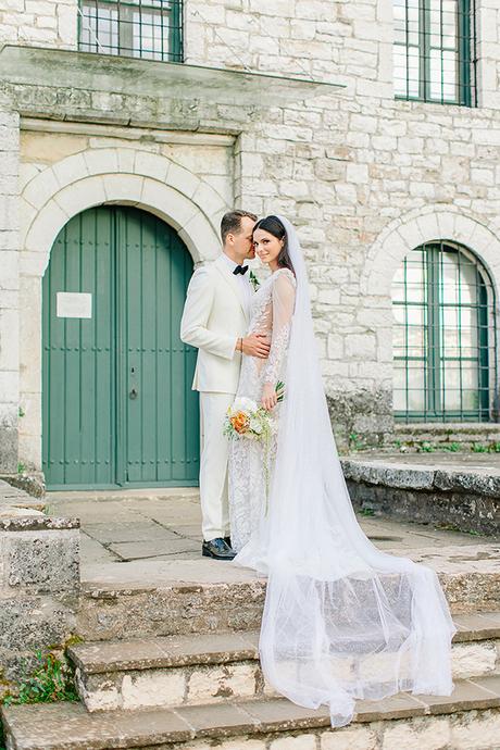 Lovely summer wedding in Ioannina with pretty flowers | Florenia & Evangelos lovely-summer-wedding-ioannina-pretty-flowers_25