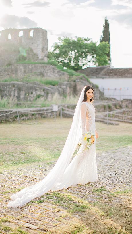 Lovely summer wedding in Ioannina with pretty flowers | Florenia & Evangelos lovely-summer-wedding-ioannina-pretty-flowers_03