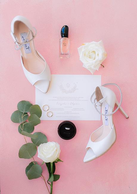 Lovely summer wedding in Ioannina with pretty flowers | Florenia & Evangelos lovely-summer-wedding-ioannina-pretty-flowers_05x