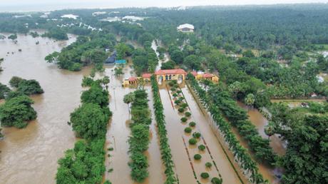 An aerial view of the Deegavapi sacred area which has been inundated as a result of floods. Pix Wasantha Chandrapala  Digamadulla Corr.    