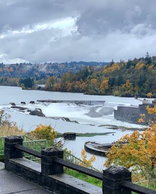 THREE HOURS IN OREGON CITY, OREGON:  Guest Post by Caroline Hatton at The Intrepid Tourist