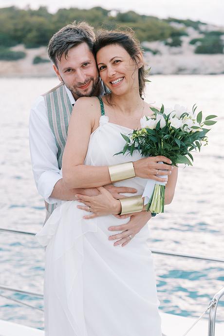 Summer wedding on a boat in Aegina | Andreea & Mihou summer-wedding-boat-aegina_01