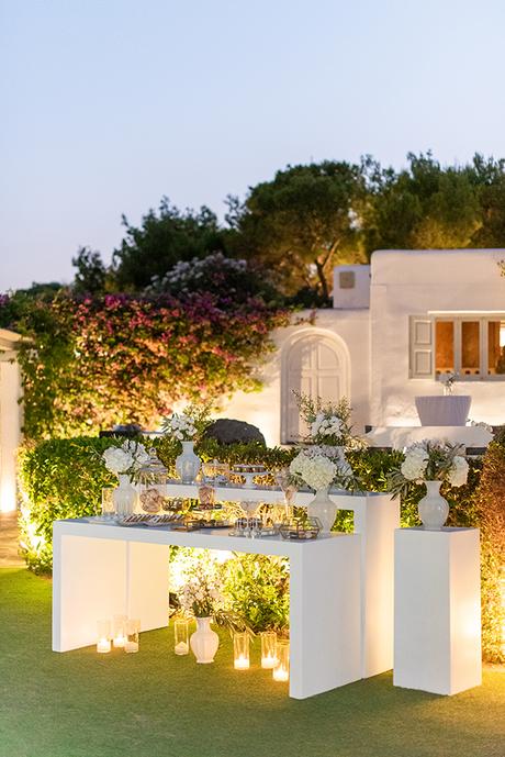 elegant-summer-wedding-athens-all-white-decoration_21x