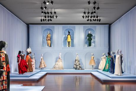 “Fashioning San Francisco” highlights patrons who have shaped the city’s style