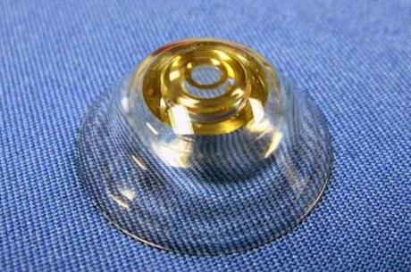 that glitzy golden eye ...... !!