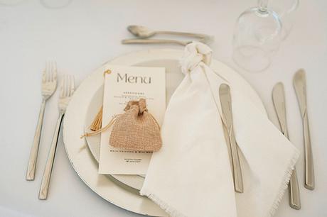 summer-wedding-santorini-delicate-hues_24x