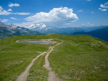 off road trail in the mountains above mestia in svaneti