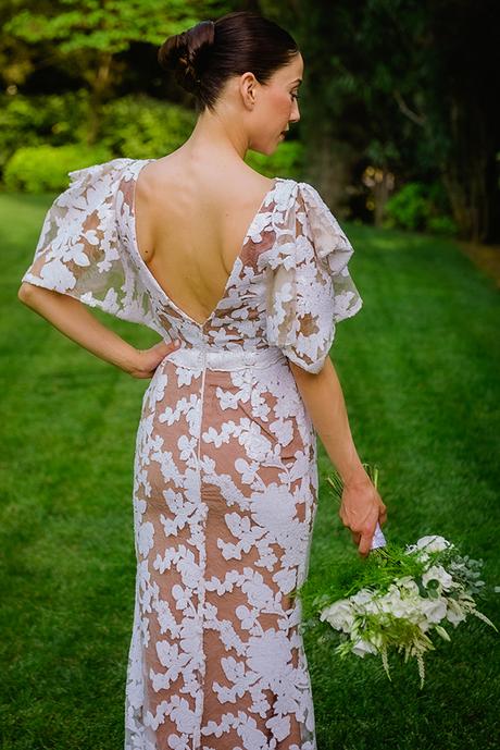 Beautiful spring wedding in Athens with white hydrangeas | Ioanna & Panayiotis beautiful-spring-wedding-athens-white-hydrangeas_06x