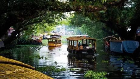 Need A Plan For March? Here’s Why Alleppey Must Be Visited During This Time Floating Triveni