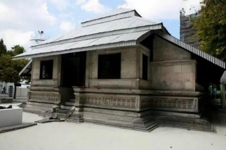 the city’s oldest mosque