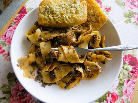 Mushroom Bolognese