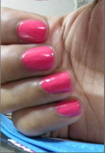  Oriflame Nail Paint in Intense Pink (23163)