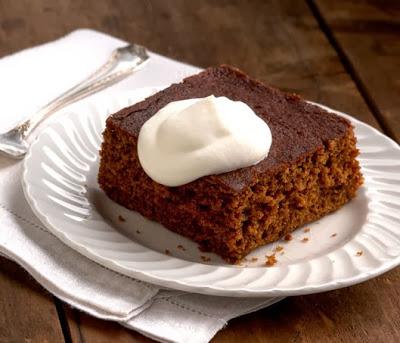 http://recipes.sandhira.com/ginger-cake.html