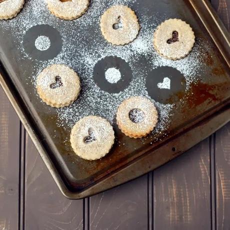 Linzer Cookies (Eggless Recipe)