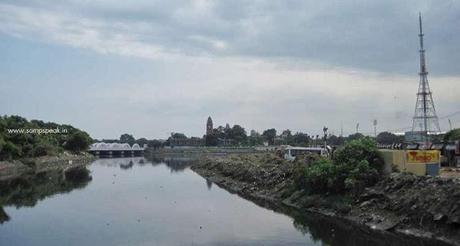 Rajnikant (Billa) jumped in to Coovum; Cobden man jumps in to Grey river