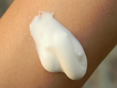 Nature's Essence Nourishing Whitening Body Lotion Swatches