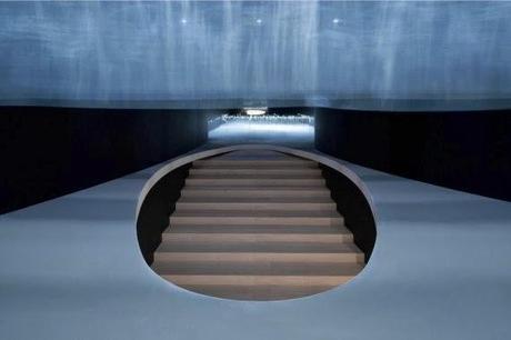 see | art exhibition