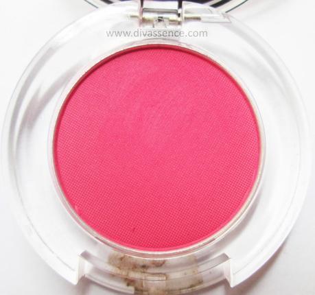 Oriflame Very Me Cherry My Cheeks blush in Pretty Pink: Review/Swatch