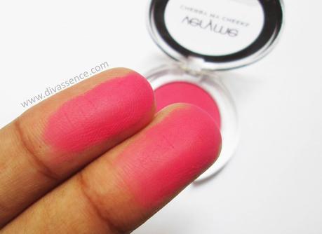 Oriflame Very Me Cherry My Cheeks blush in Pretty Pink: Review/Swatch