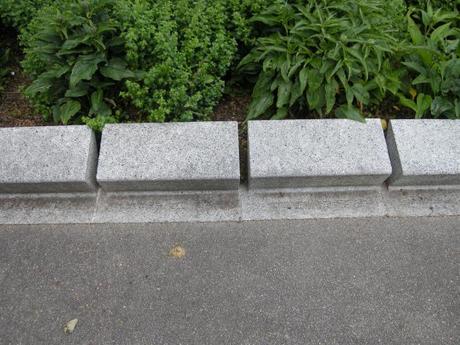 Potters Field Park, London - Edge Detail to Planted Areas