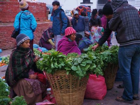 PC210039 カトマンズ,荘厳な遺跡と雑踏と / Kathmandu, Solemn remains and crowds