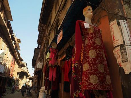 PC220217 パタン、カトマンズ郊外の世界遺産の村　/ Patan ( Kathmandu), the World Heritage