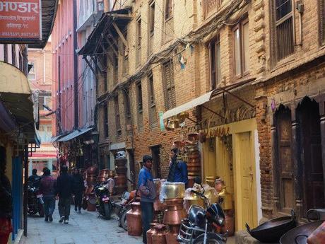 PC220233 パタン、カトマンズ郊外の世界遺産の村　/ Patan ( Kathmandu), the World Heritage