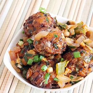 http://recipes.sandhira.com/vegetable-manchurian-dry.html