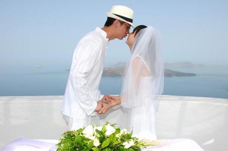 Couple getting married on cruise ship