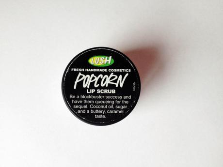 I’M FINALLY JUMPING ON THE BANDWAGON | LUSH ULTRABLAND CLEANSER & POPCORN LIP SCRUB.