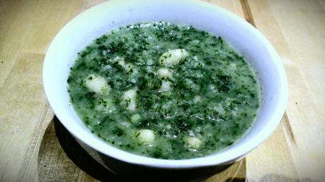 Celeriac, spinach & cannellini bean soup