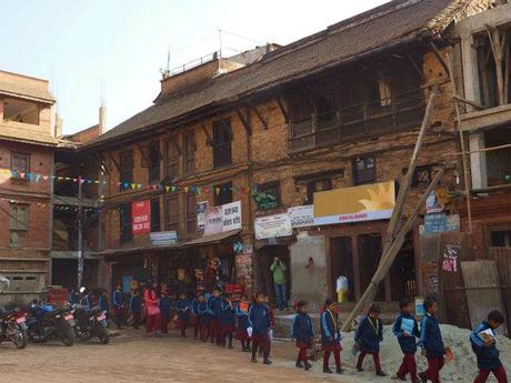 PC220327 バクタブル，カトマンズ郊外の世界遺産の町 / Bhaktapur (Kathmandu), the World Heritage