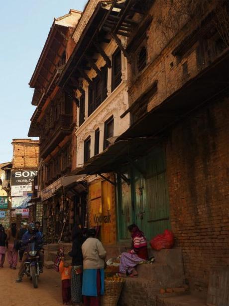 PC220289 バクタブル，カトマンズ郊外の世界遺産の町 / Bhaktapur (Kathmandu), the World Heritage