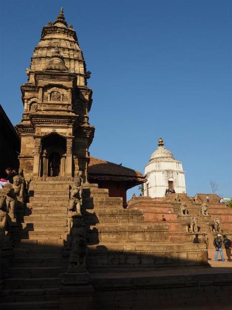 PC220359 バクタブル，カトマンズ郊外の世界遺産の町 / Bhaktapur (Kathmandu), the World Heritage