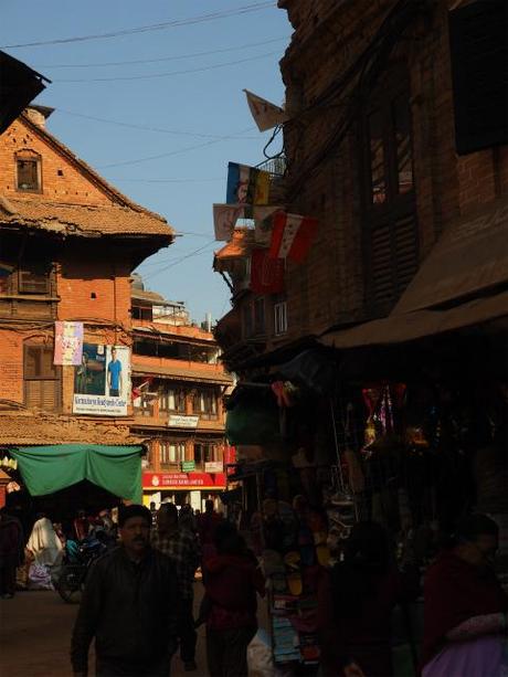 PC220303 バクタブル，カトマンズ郊外の世界遺産の町 / Bhaktapur (Kathmandu), the World Heritage