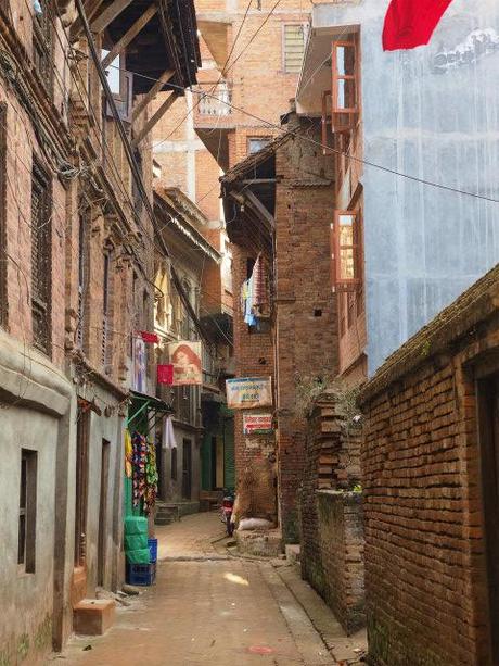 PC220352 バクタブル，カトマンズ郊外の世界遺産の町 / Bhaktapur (Kathmandu), the World Heritage