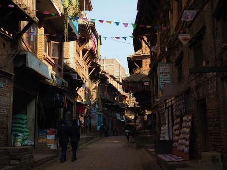 PC220342 バクタブル，カトマンズ郊外の世界遺産の町 / Bhaktapur (Kathmandu), the World Heritage