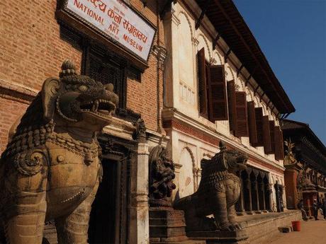 PC220245 バクタブル，カトマンズ郊外の世界遺産の町 / Bhaktapur (Kathmandu), the World Heritage