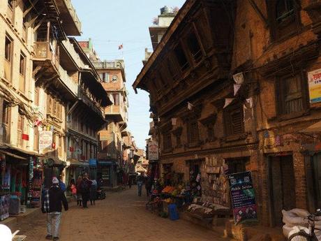 PC220311 バクタブル，カトマンズ郊外の世界遺産の町 / Bhaktapur (Kathmandu), the World Heritage