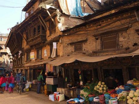 PC220309 バクタブル，カトマンズ郊外の世界遺産の町 / Bhaktapur (Kathmandu), the World Heritage