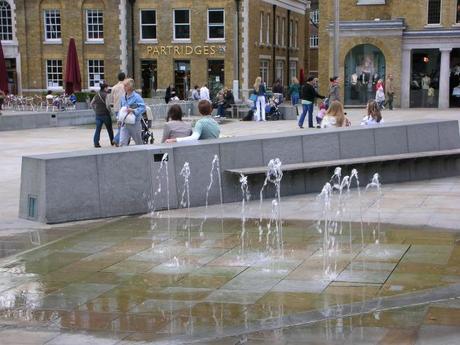 Duke of York Square, London - Water Feature and Stone Element which Contains Benches, Bins and Lighting