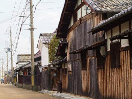 PA050086 近江商人の築いた町，五個荘 / Gokasho, attractive Japanese traditional architectures