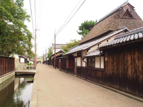 PA050034 近江商人の築いた町，五個荘 / Gokasho, attractive Japanese traditional architectures