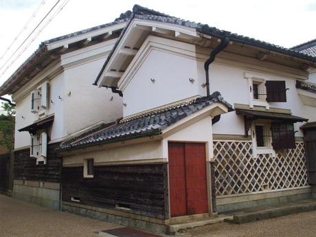 PA050083 近江商人の築いた町，五個荘 / Gokasho, attractive Japanese traditional architectures