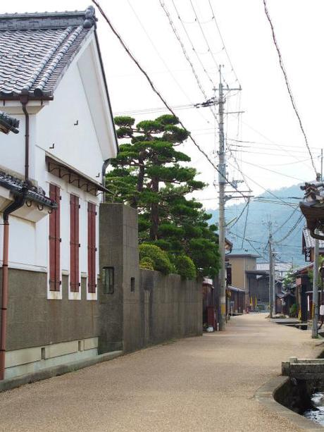 PA050088 近江商人の築いた町，五個荘 / Gokasho, attractive Japanese traditional architectures