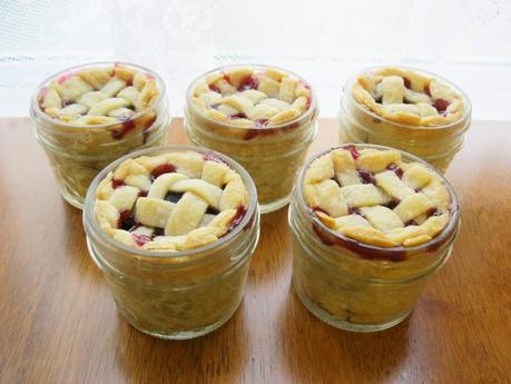 Mini Cherry Pies in a Jar