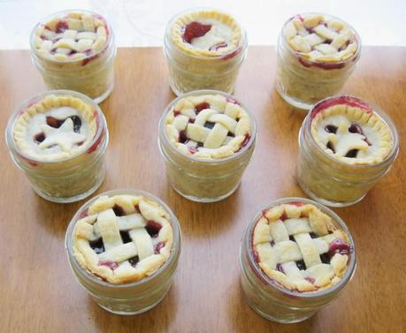 Mini Cherry Pies in a Jar