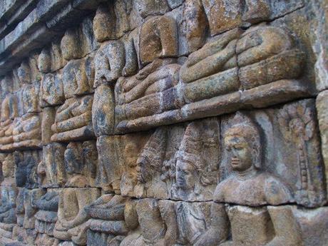 PB030066 荘厳なボロブドゥールを擁するジョグジャカルタ /  Yogyakarta, Borobudur & Prambanan